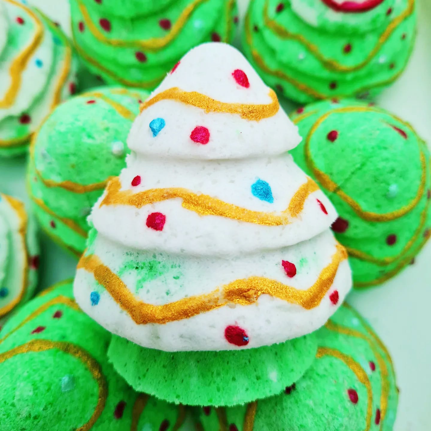 Festive Tree Bath Bomb (200mg CBD)